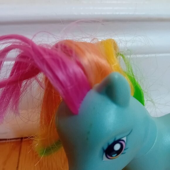 Y2K 2006 My Little Pony MLP G3 Rainbow Dash Ombre Leg Clouds Girly 4.25" READ - Picture 12 of 14
